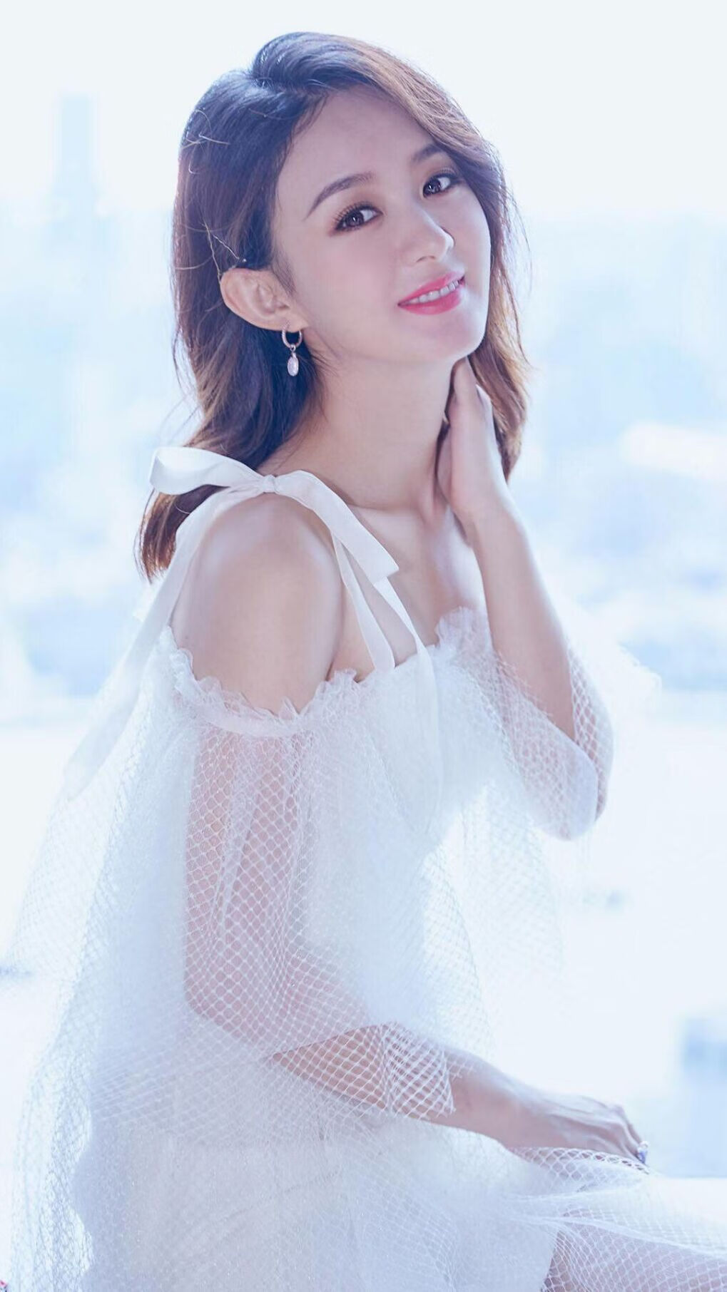 天使之翼划破夜空，迪马利亚于无声处听惊雷